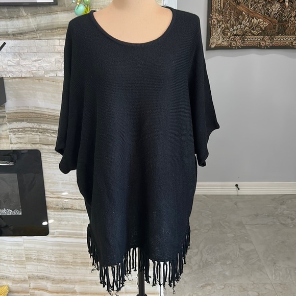 Valerie‎ Stevens 1 Piece Fringe Black Tunic. Size 2X (814) - Picture 2 of 9